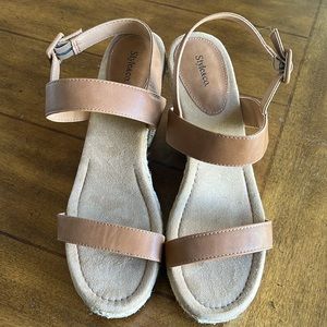 Style and co wedge sandal
